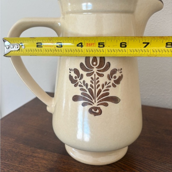 Pfaltzgraff Stoneware Village Water Pitcher 2L 2QT Made in USA 9" Brown - Picture 11 of 13